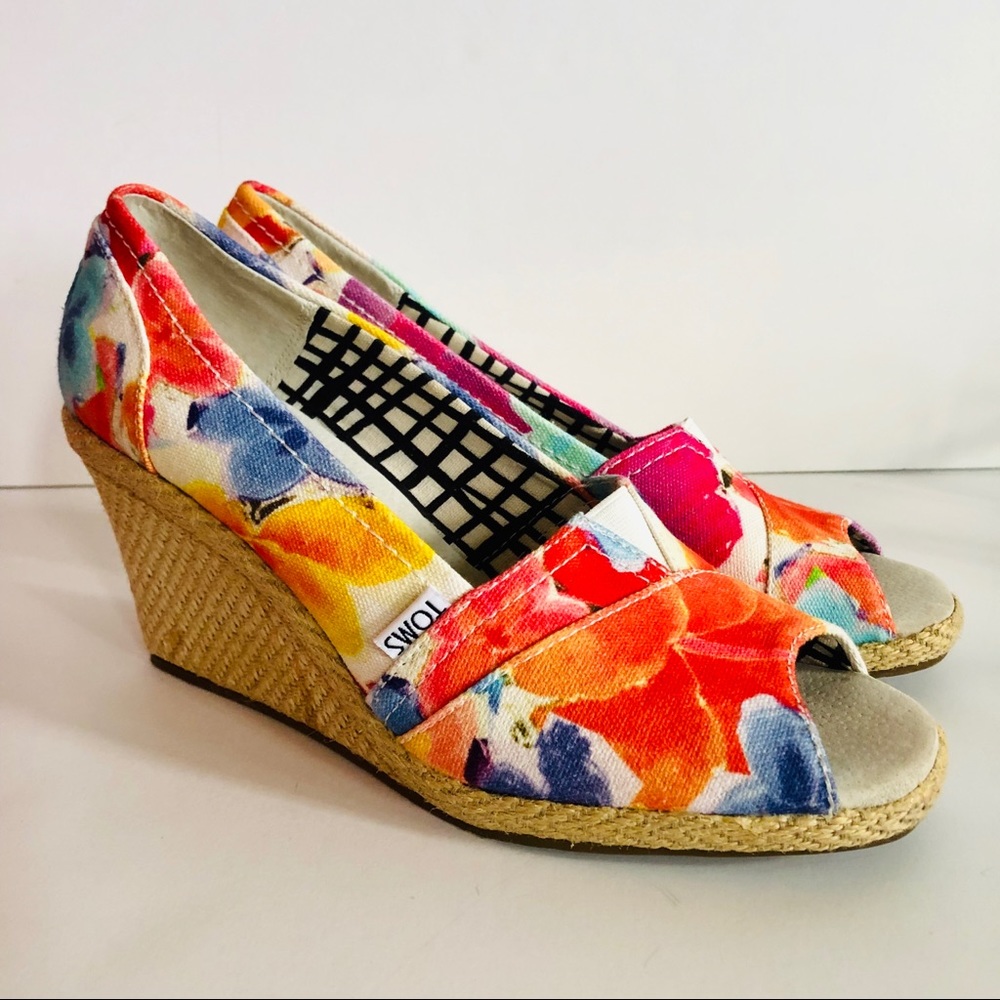 Toms Corbel Floral Wedges
